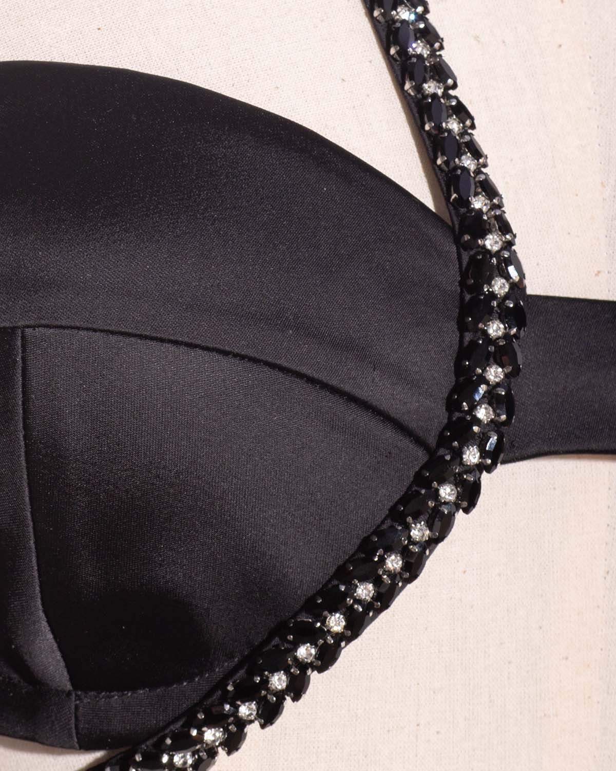 Ethereal Embrace Set - Black